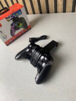 ⁦Manette de jeu sans fil IPEGA PG-9666TH avec poignets lumineux RGB - يد تحكم لاسلكية⁩ - الصورة ⁦8⁩